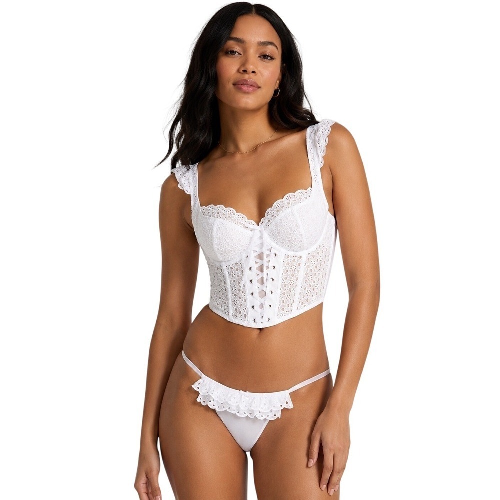 Victoria's Secret Eyelet Ruffle Bridal String Bikini Panty Womens M White